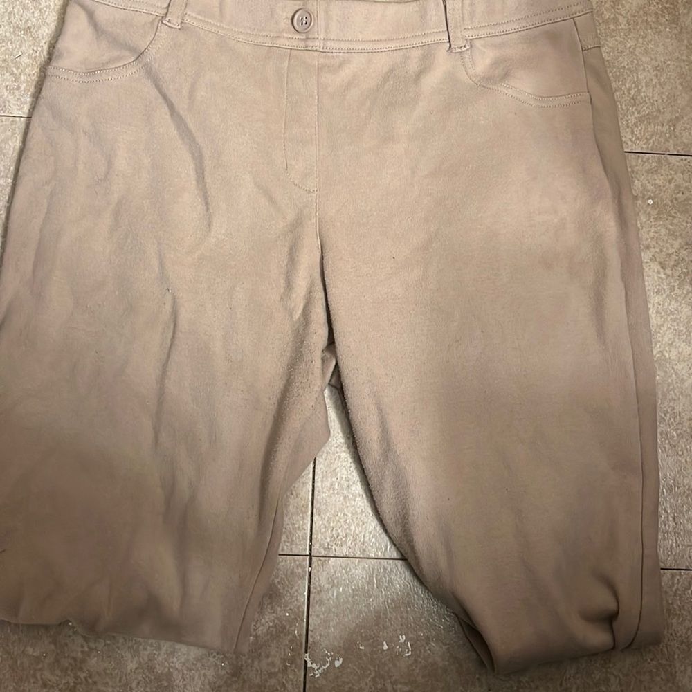 ❤️‍🔥Chaps jeggings in khaki 🥰